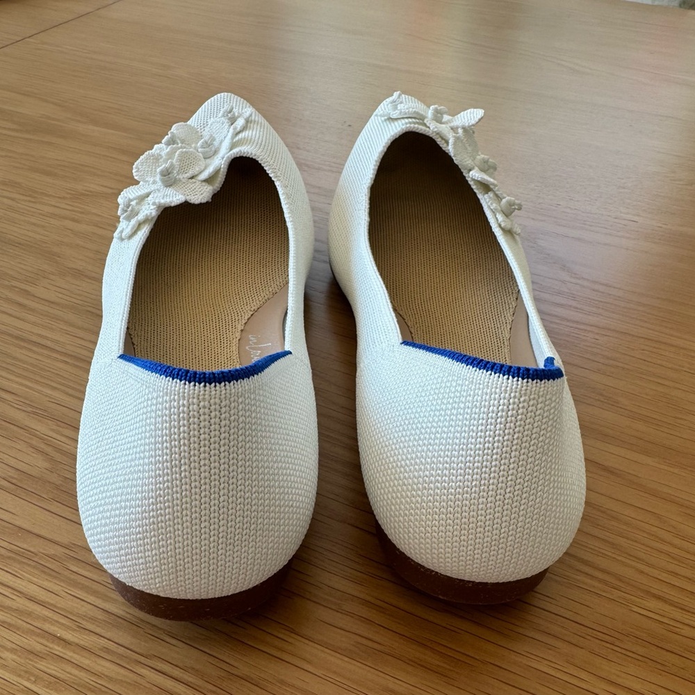 Rothy's White Floral Women's Flats - Picture 4 of 4